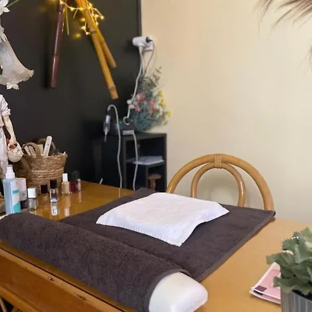 Domaine Les Tourelles 2 公寓 *